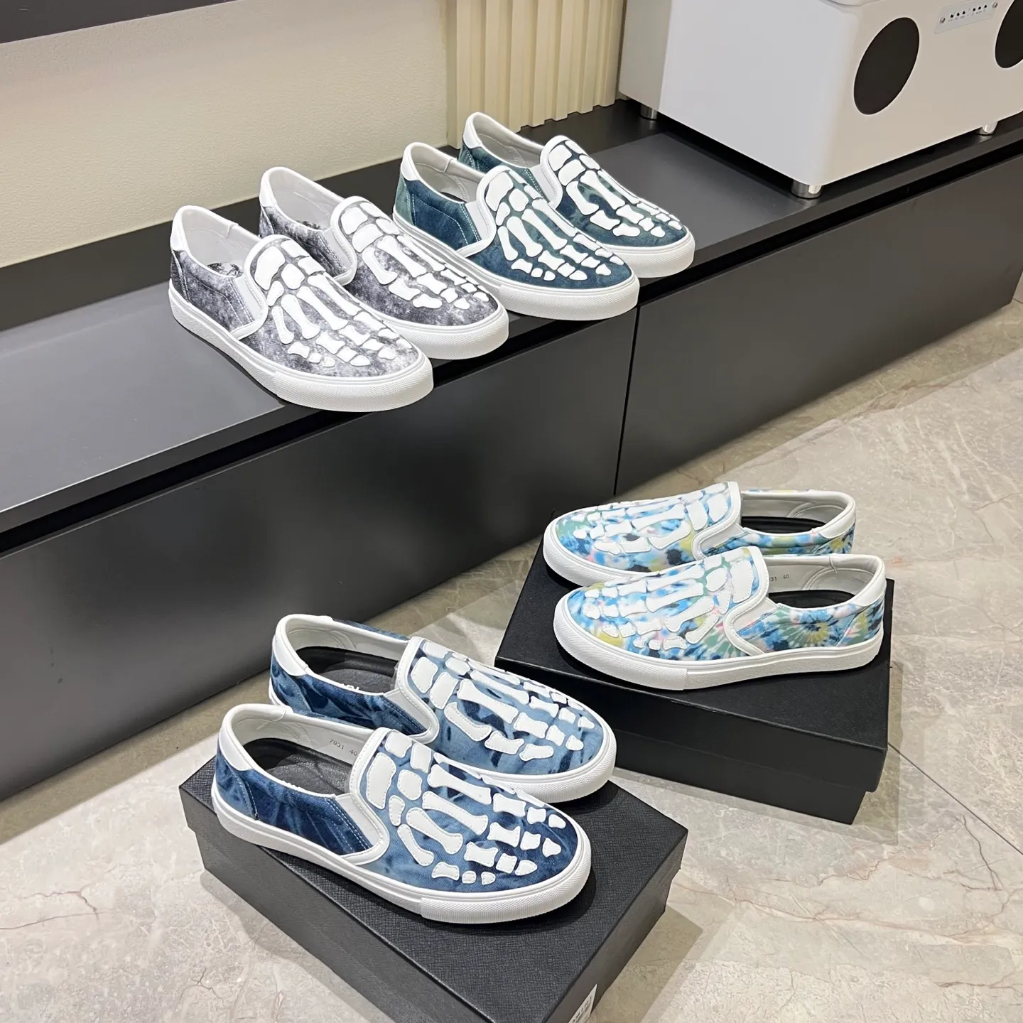Men's shoes 💰p420, amiri The top purchasing agent for bone shoes 🔍🔍 is on sale at the men's counter at the same time. Cowhide is paired with 5D dynamic design style.
